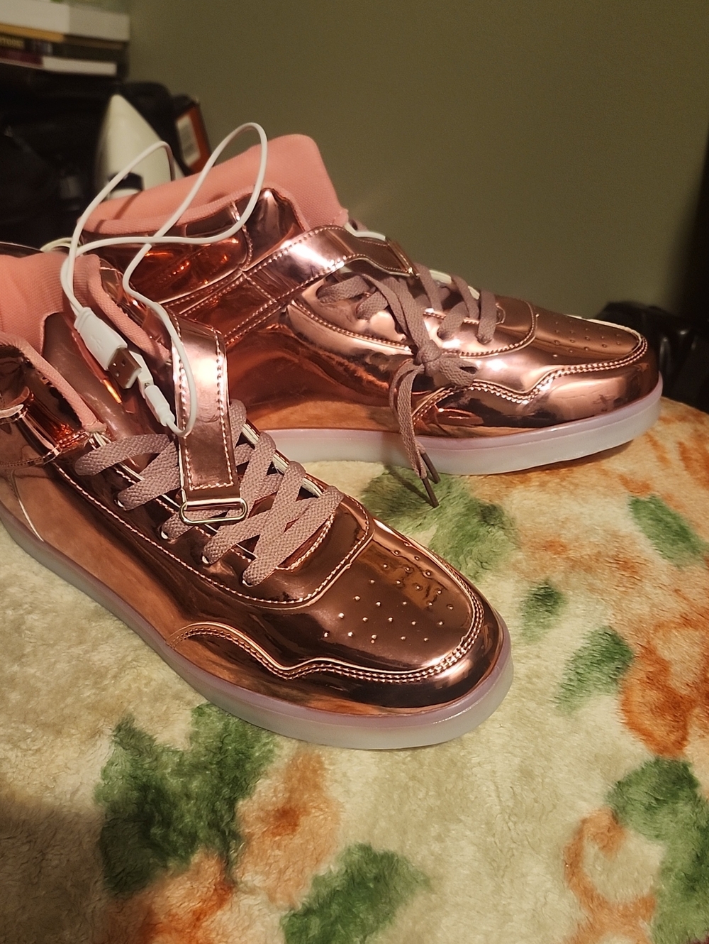 Metallic Rose Gold Women's High-Top Aptesol Sneakers Multiple Led Lights Sz 11